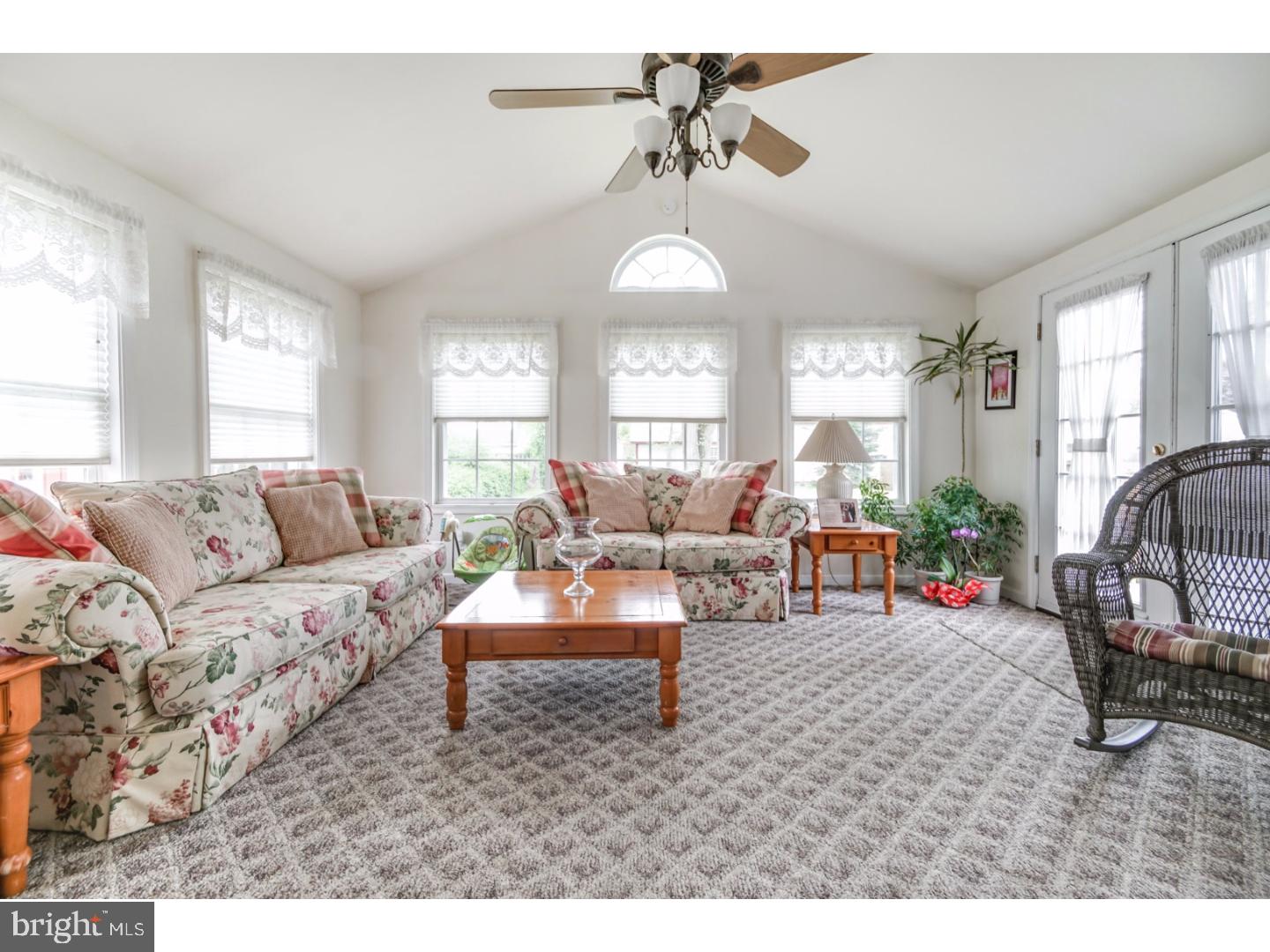 220 West Mill Road Maple Shade, NJ 08052 - Photo 8 of 25 Sun Room