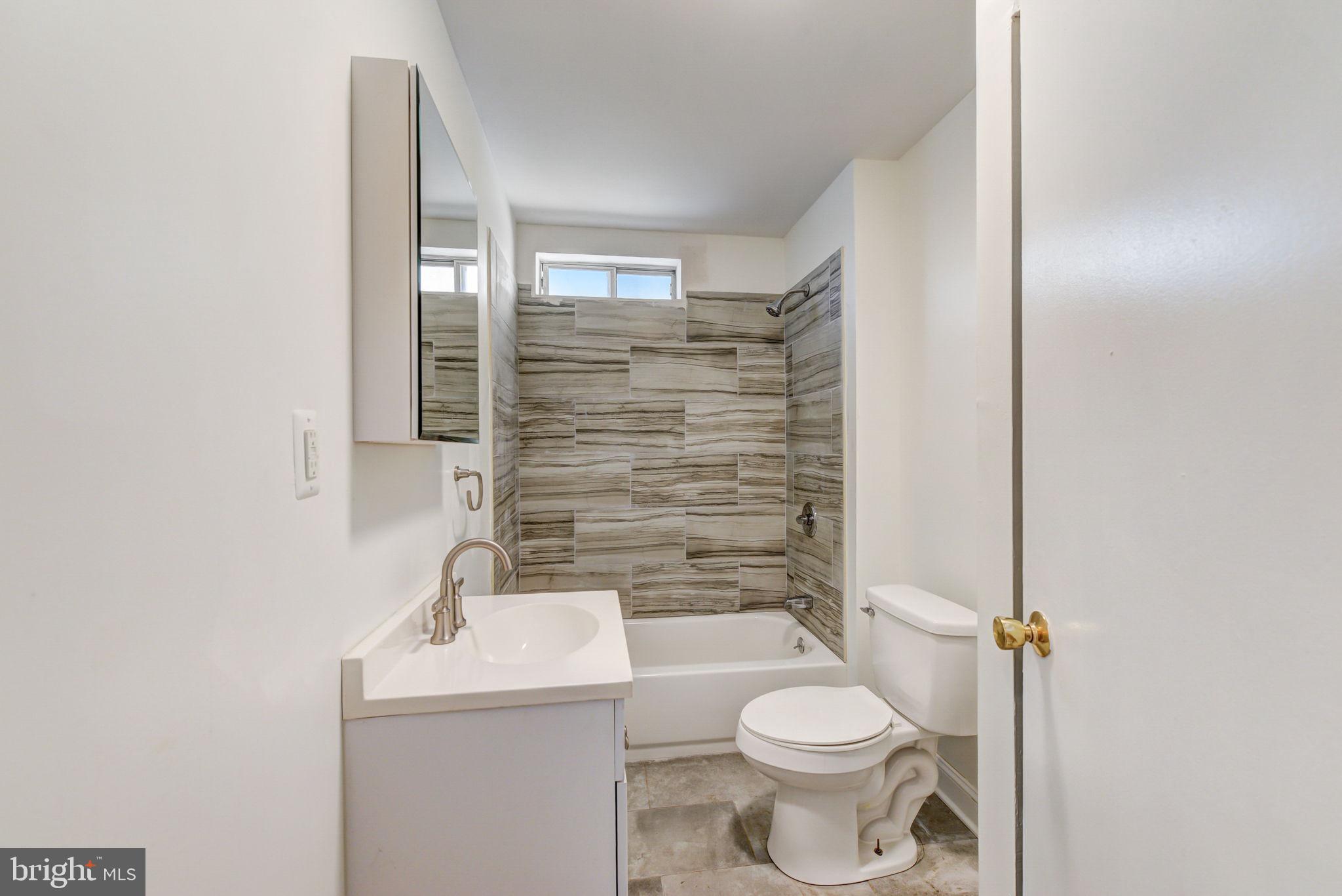 5436 Chestnut Street, Unit A Philadelphia, PA 19139 - Photo 15 of 30 Bathroom