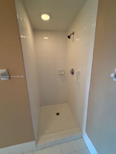 1627 Southwest 37th Avenue, Unit 406 Miami, FL 33145 - Photo 14 of 17