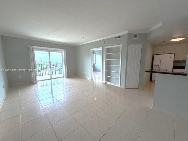 1627 Southwest 37th Avenue, Unit 406 Miami, FL 33145 - Photo 4 of 18