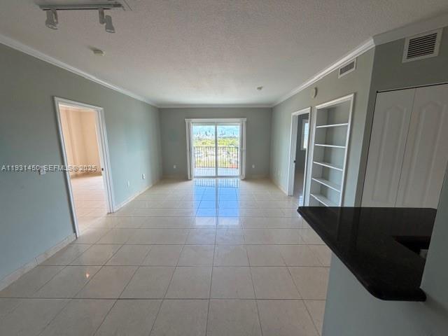1627 Southwest 37th Avenue, Unit 406 Miami, FL 33145 - Photo 5 of 17