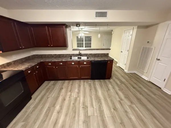 $1,700 | 1040 Shaman Crossing, Murfreesboro, TN 37128