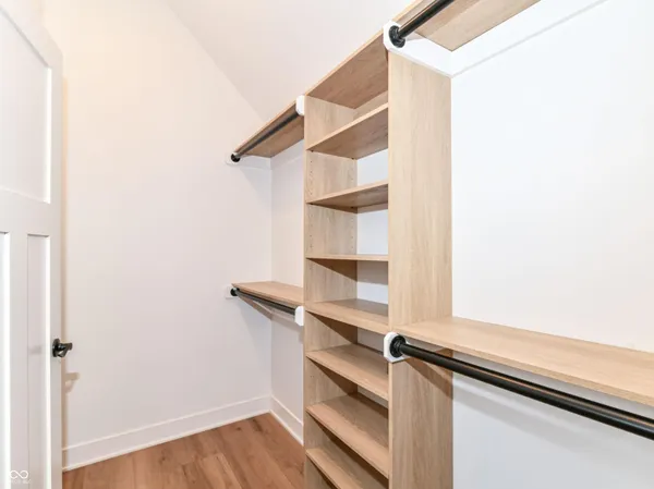 $2,600 | 717 East 27th Street, Indianapolis, IN 46205