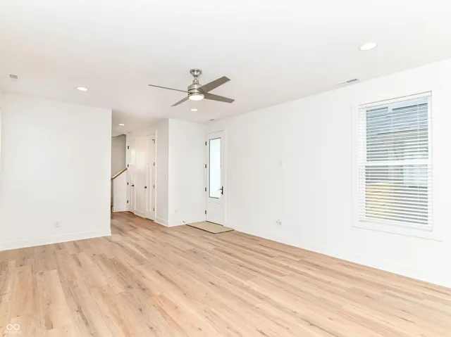 $2,600 | 717 East 27th Street, Indianapolis, IN 46205