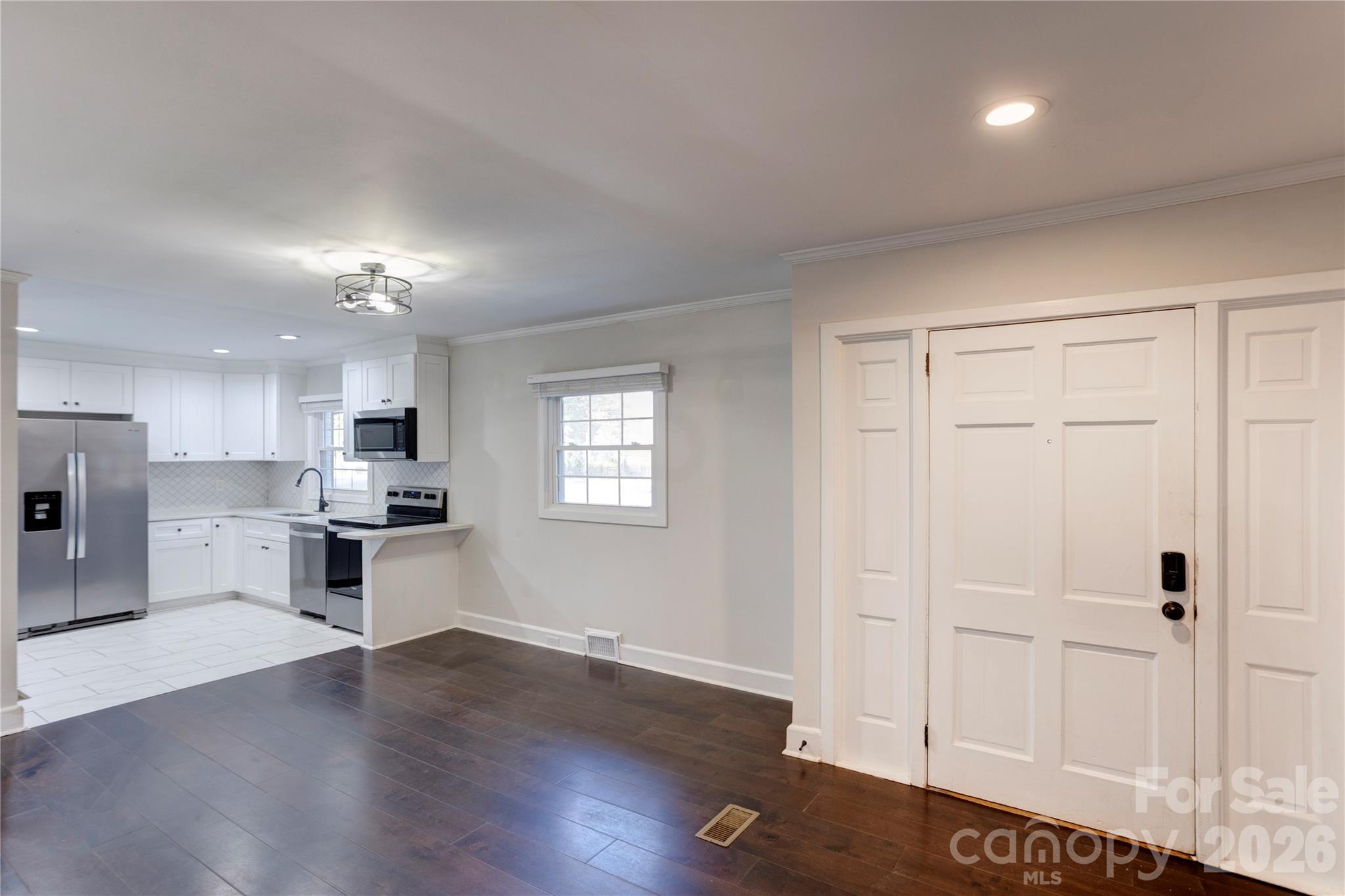 782 Union Street South Concord, NC 28025 - Photo 4 of 19