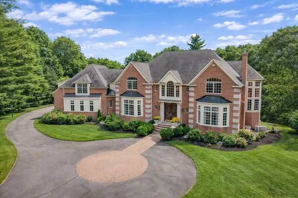 $3,899,000 | 8 Stratford Way, Lincoln, MA 01773