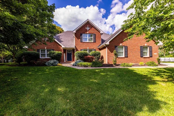 $775,000 | 5780 Oakridge Road, Hamilton, OH 45011