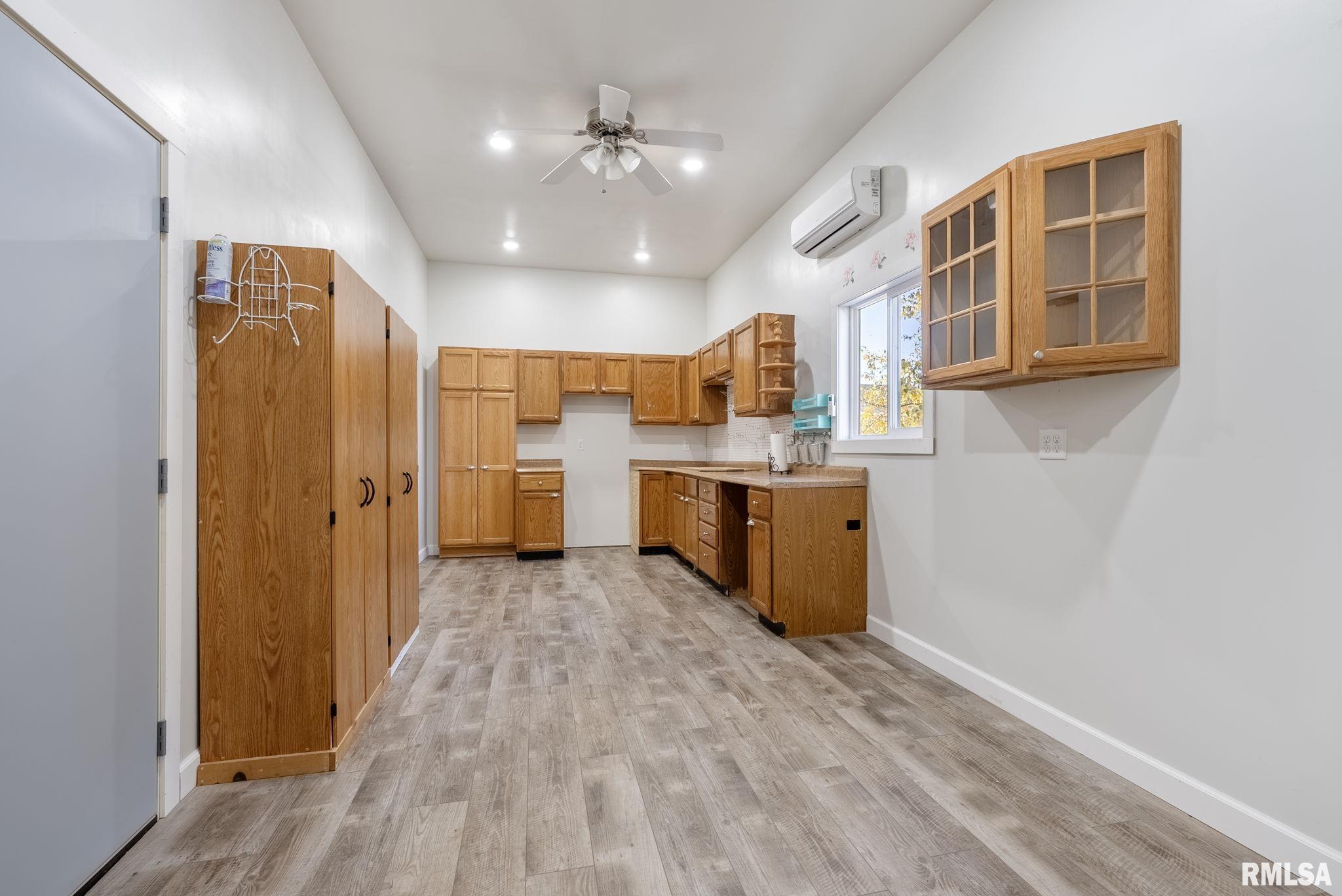 409 2nd Avenue Hampton, IL 61256 - Photo 18 of 28