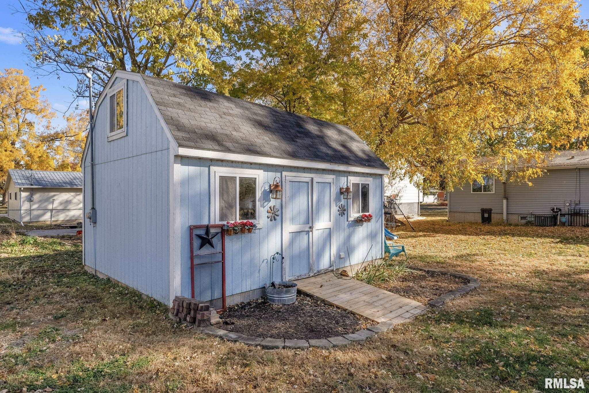 409 2nd Avenue Hampton, IL 61256 - Photo 26 of 28