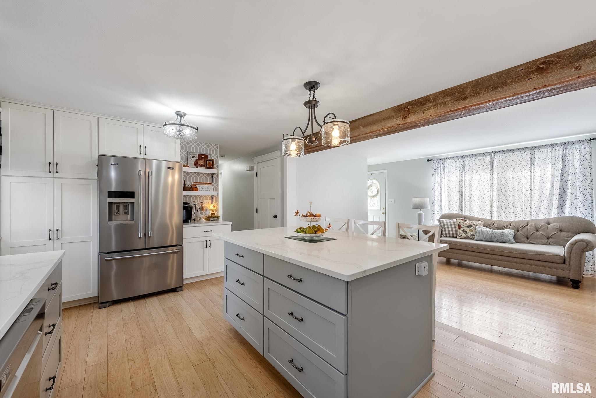 409 2nd Avenue Hampton, IL 61256 - Photo 6 of 28