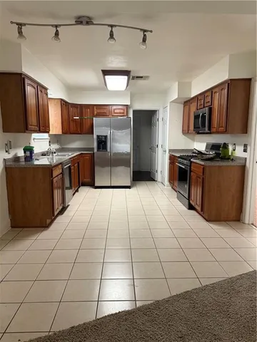 $2,350 | 66 Granada Drive, Kenner, LA 70065