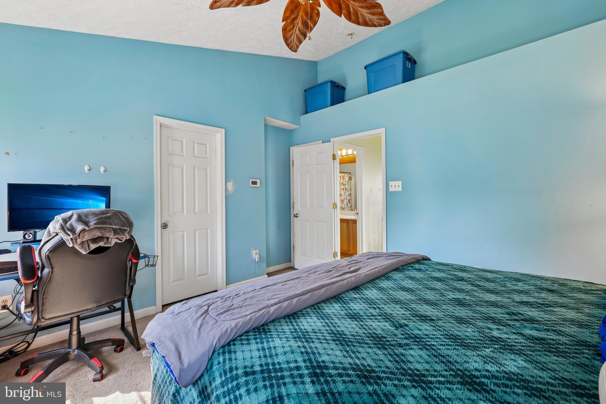 981 Pirates Court Edgewood, MD 21040 - Photo 15 of 38 Primary Bedroom