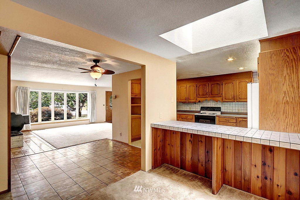 24315 6th Place West Bothell, WA 98021 - Photo 8 of 18
