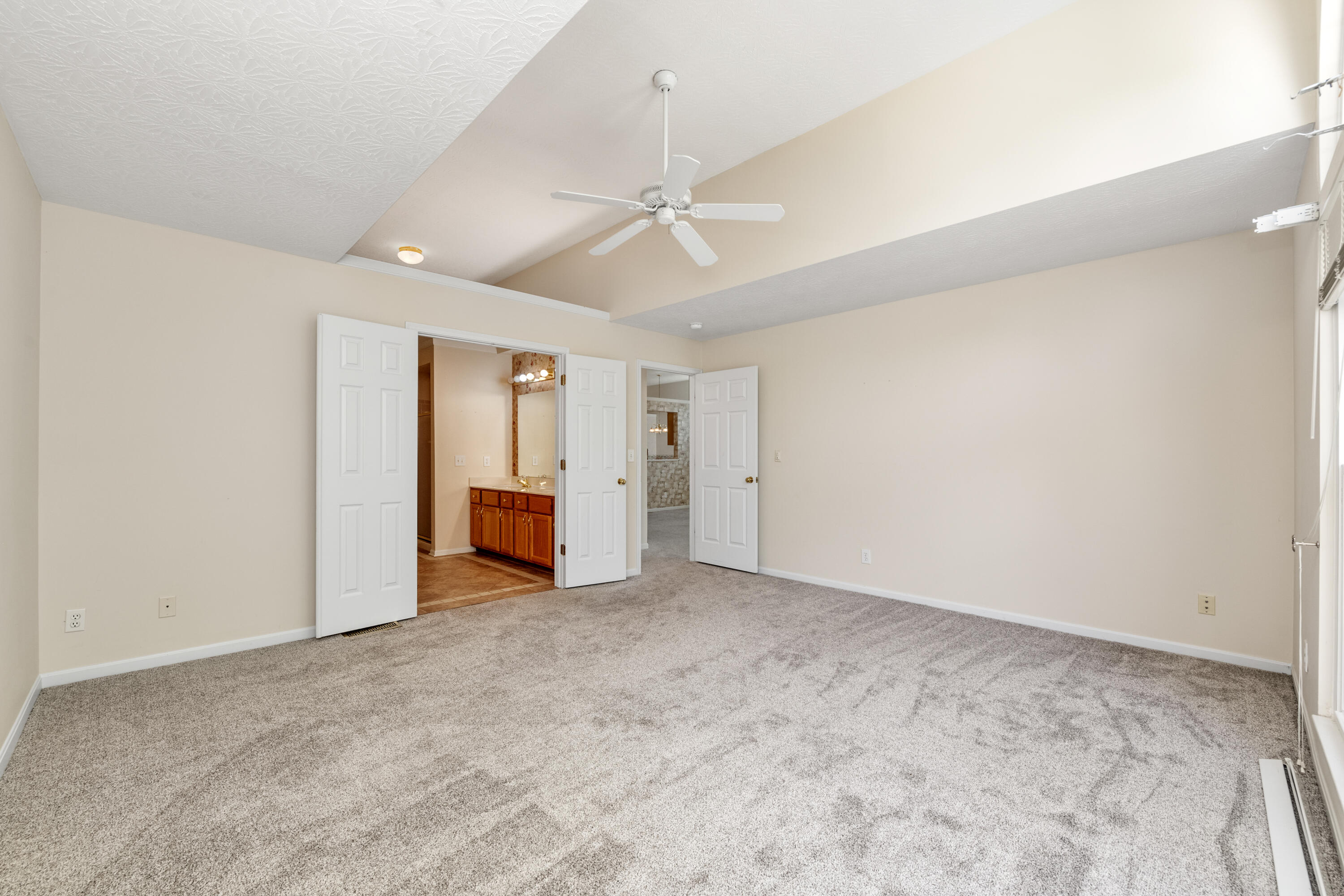 7315 Ridge Edge Court, Unit A Florence, KY 41042 - Photo 16 of 32 Gallery Image 16