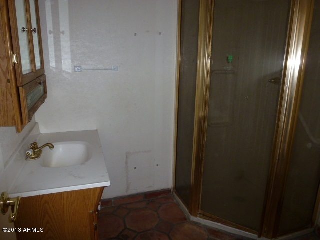 1837 East Grandview Road Phoenix, AZ 85022 - Photo 20 of 33 023-067793 - Bathroom 3