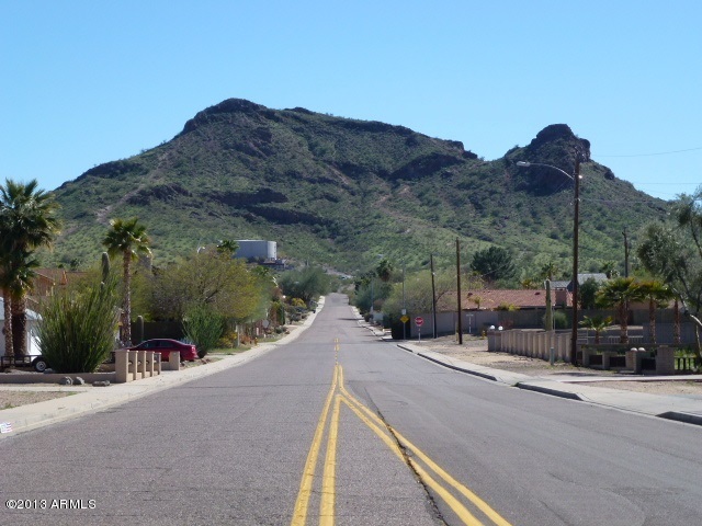 1837 East Grandview Road Phoenix, AZ 85022 - Photo 29 of 33 023-067793 - Mountain View 2