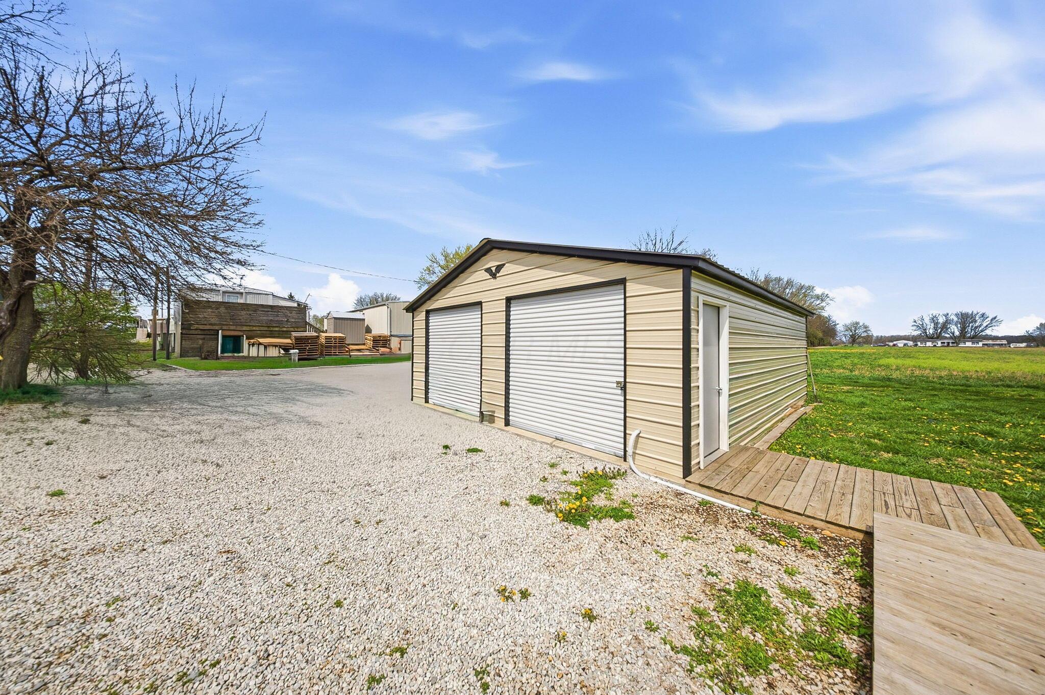 9891 Shepherd Road Lockbourne, OH 43137 - Photo 44 of 57 Detached outbuilding w/electric