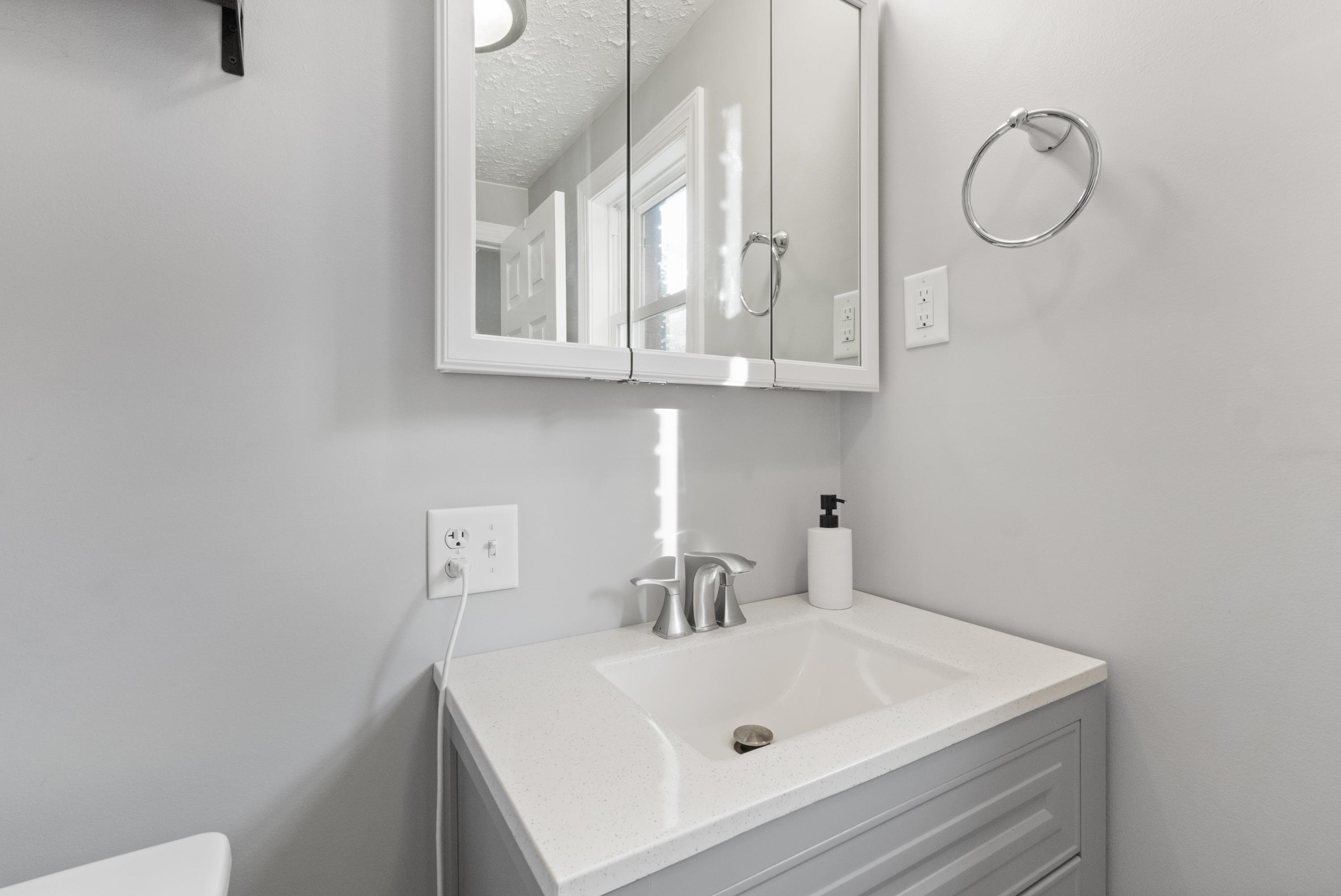 4022 Southview Road Ashland, KY 41101 - Photo 8 of 38 Gallery Image 8