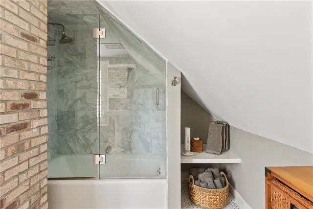 $18,000 | 21 John Street, Newport, RI 02840