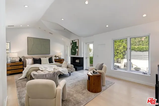 $11,500 | 1847 North Beverly Drive, Beverly Hills, CA 90210