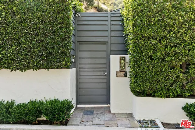 $11,500 | 1847 North Beverly Drive, Beverly Hills, CA 90210