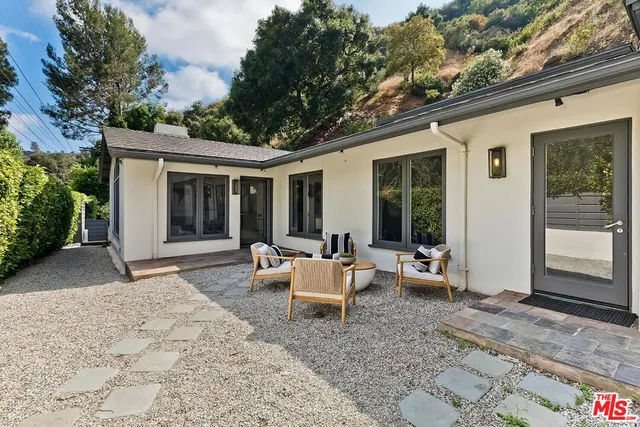 $11,500 | 1847 North Beverly Drive, Beverly Hills, CA 90210