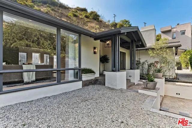 $11,500 | 1847 North Beverly Drive, Beverly Hills, CA 90210