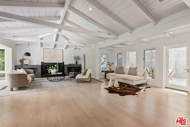 $11,500 | 1847 North Beverly Drive, Beverly Hills, CA 90210