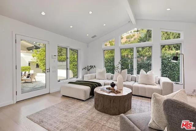 $11,500 | 1847 North Beverly Drive, Beverly Hills, CA 90210