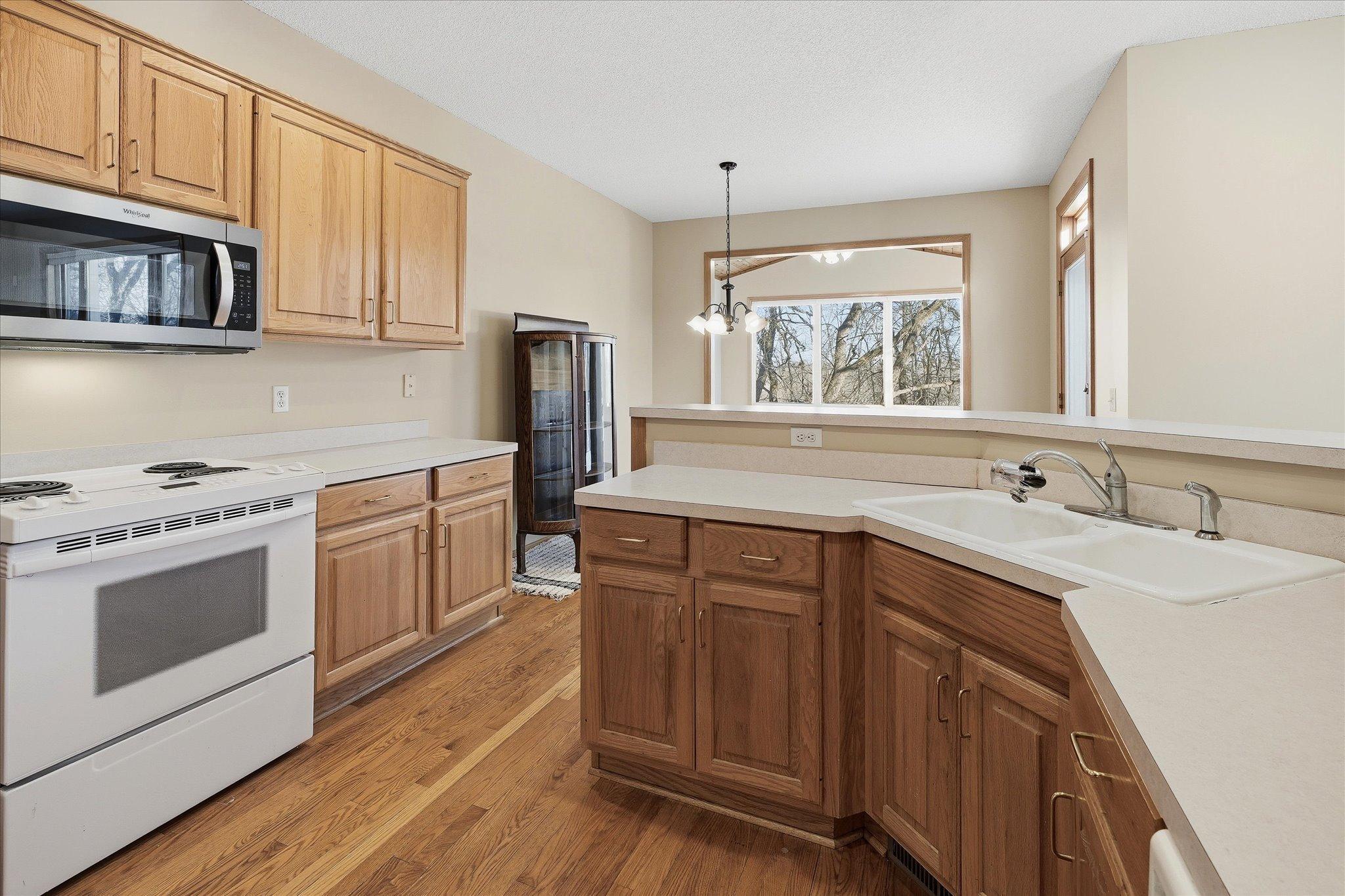 8008 Dunkirk Lane North Maple Grove, MN 55311 - Photo 16 of 32