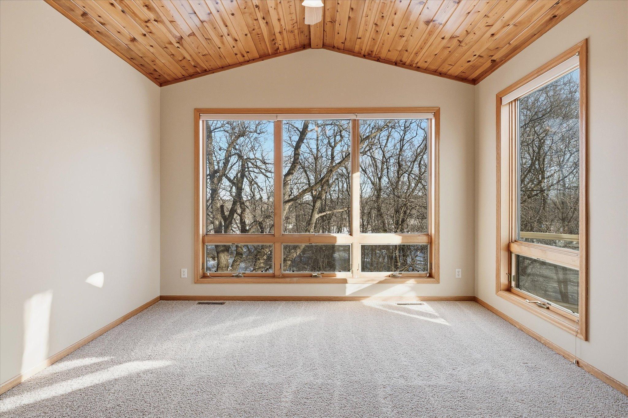 8008 Dunkirk Lane North Maple Grove, MN 55311 - Photo 10 of 32