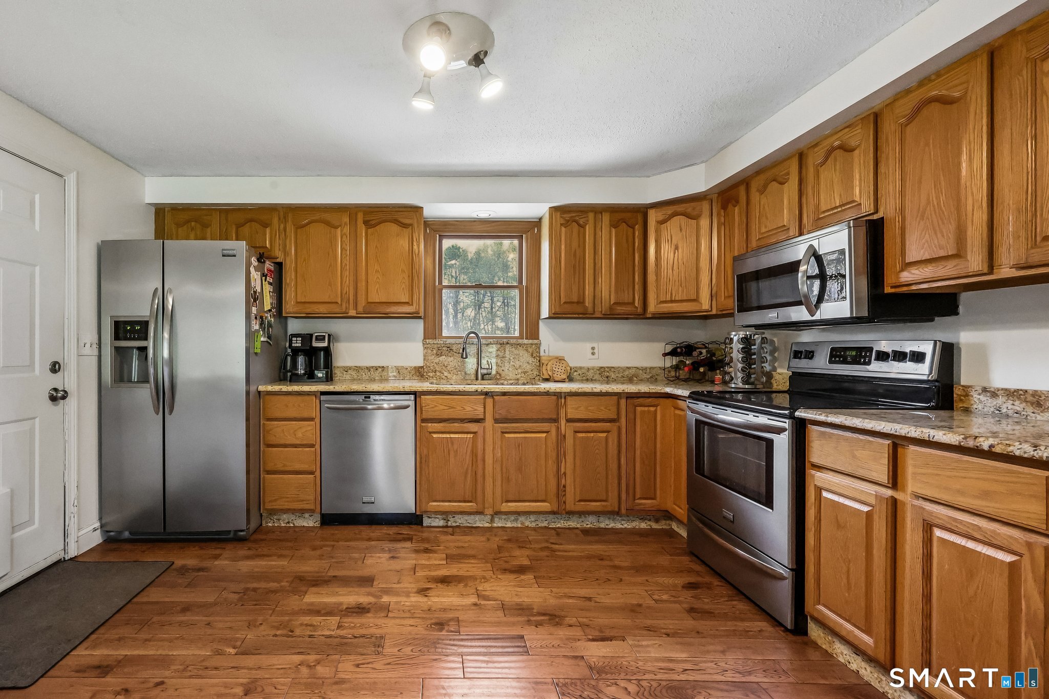 56 Sand Dam Road Thompson, CT 06277 - Photo 8 of 31