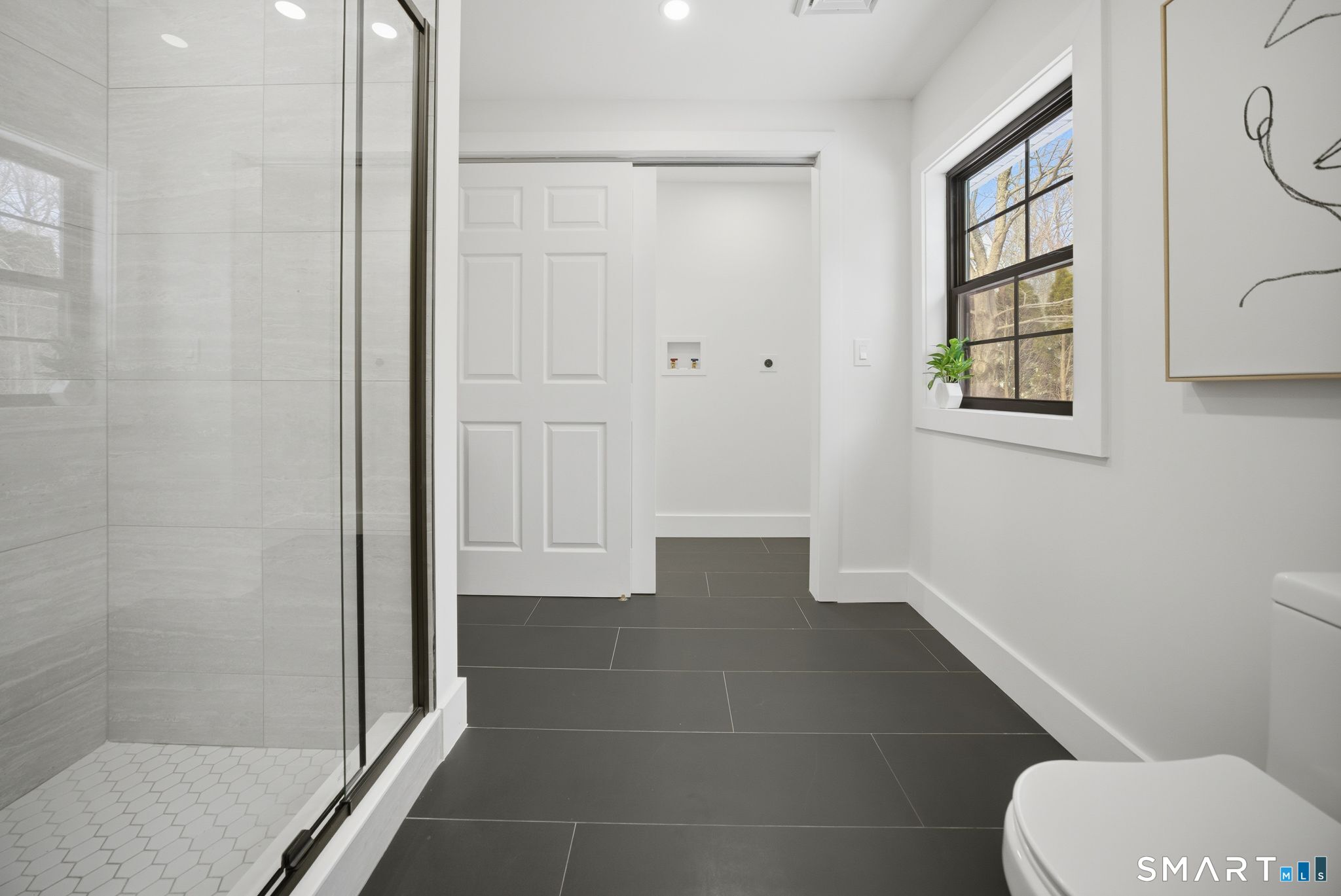 101 Parade Hill Road New Canaan, CT 06840 - Photo 26 of 40 a bathroom with a toilet