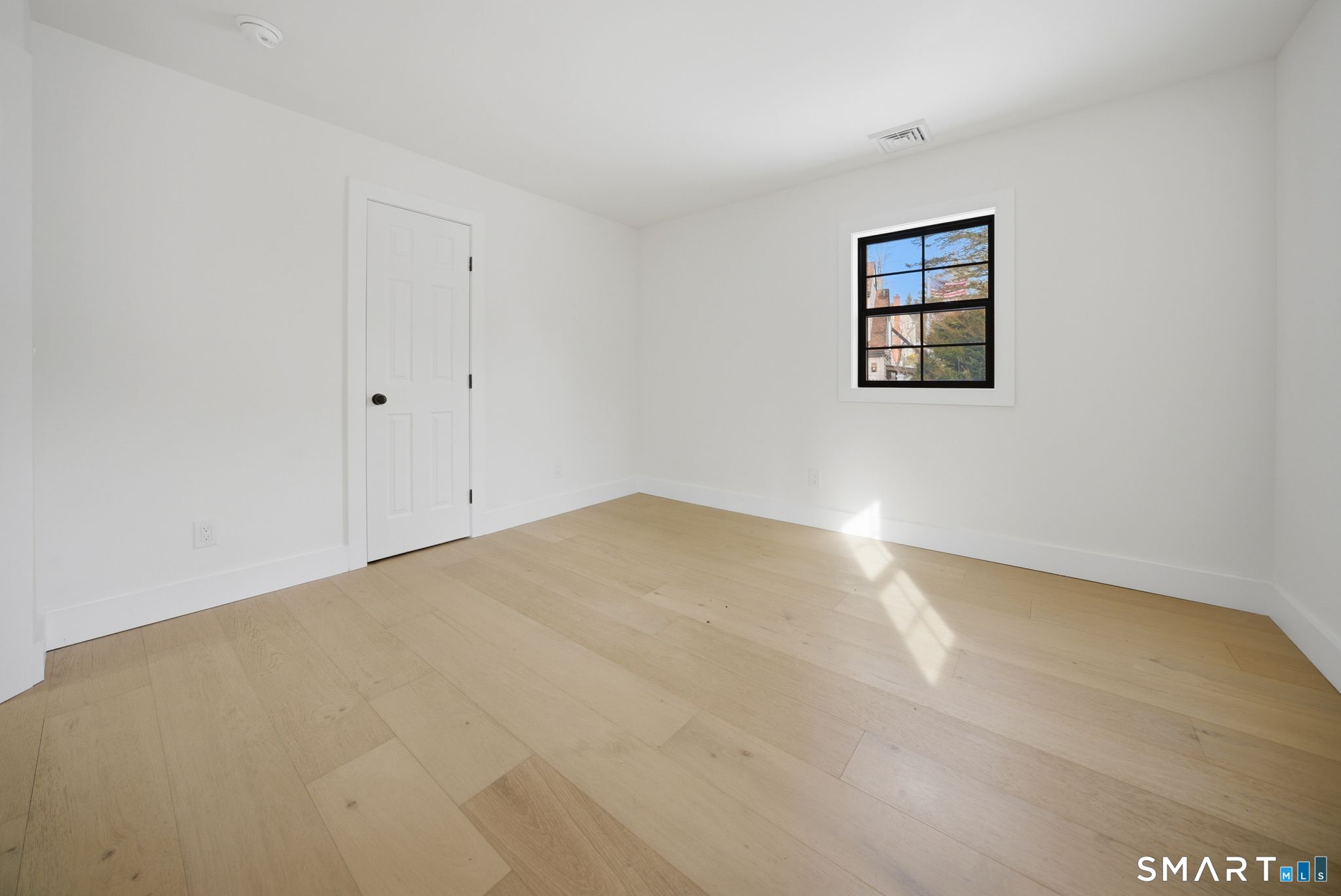 101 Parade Hill Road New Canaan, CT 06840 - Photo 29 of 40