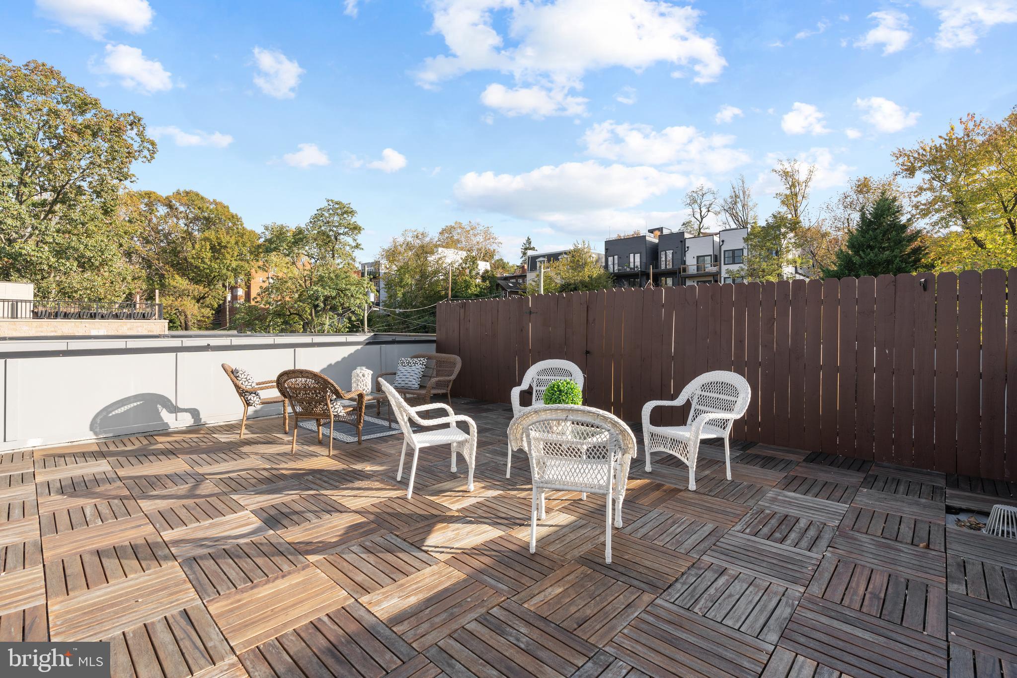 4012 Edmunds Street Northwest, Unit PH2 Washington, DC 20007 - Photo 19 of 23