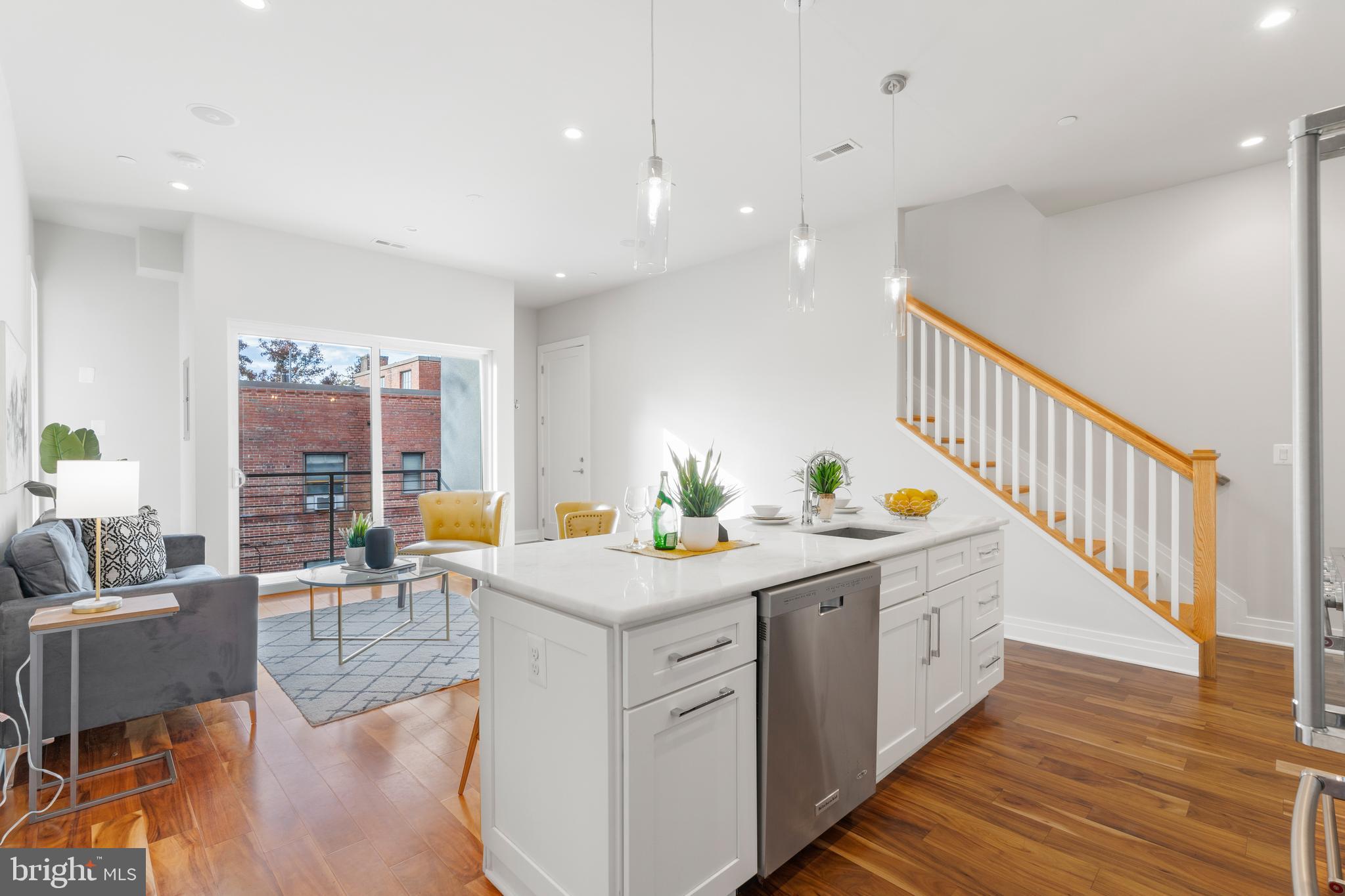 4012 Edmunds Street Northwest, Unit PH2 Washington, DC 20007 - Photo 6 of 23