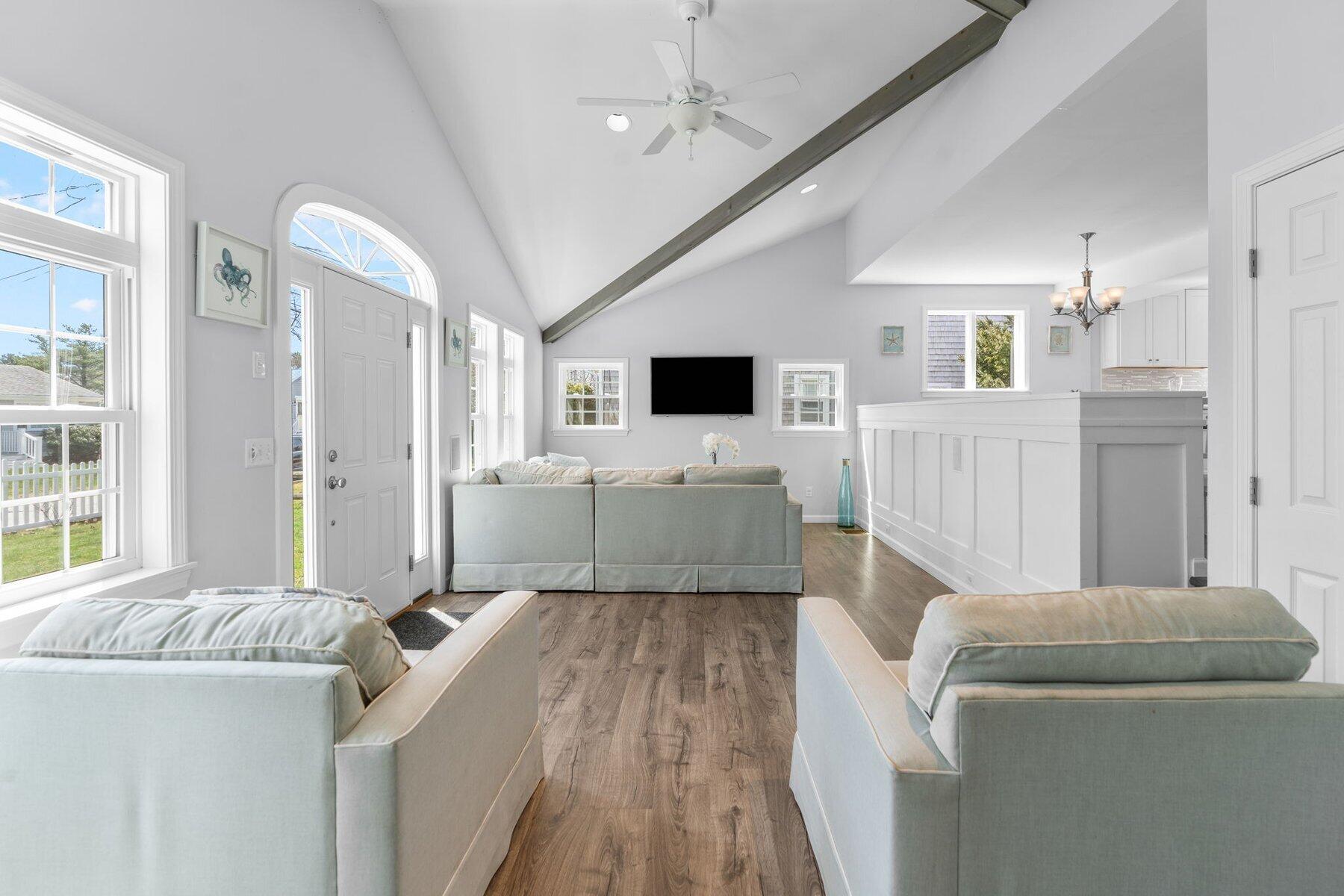 37 Uncle Henrys Road Mashpee, MA 02649 - Photo 9 of 38 7-custom-37 Uncle Henry's Hi Res-11