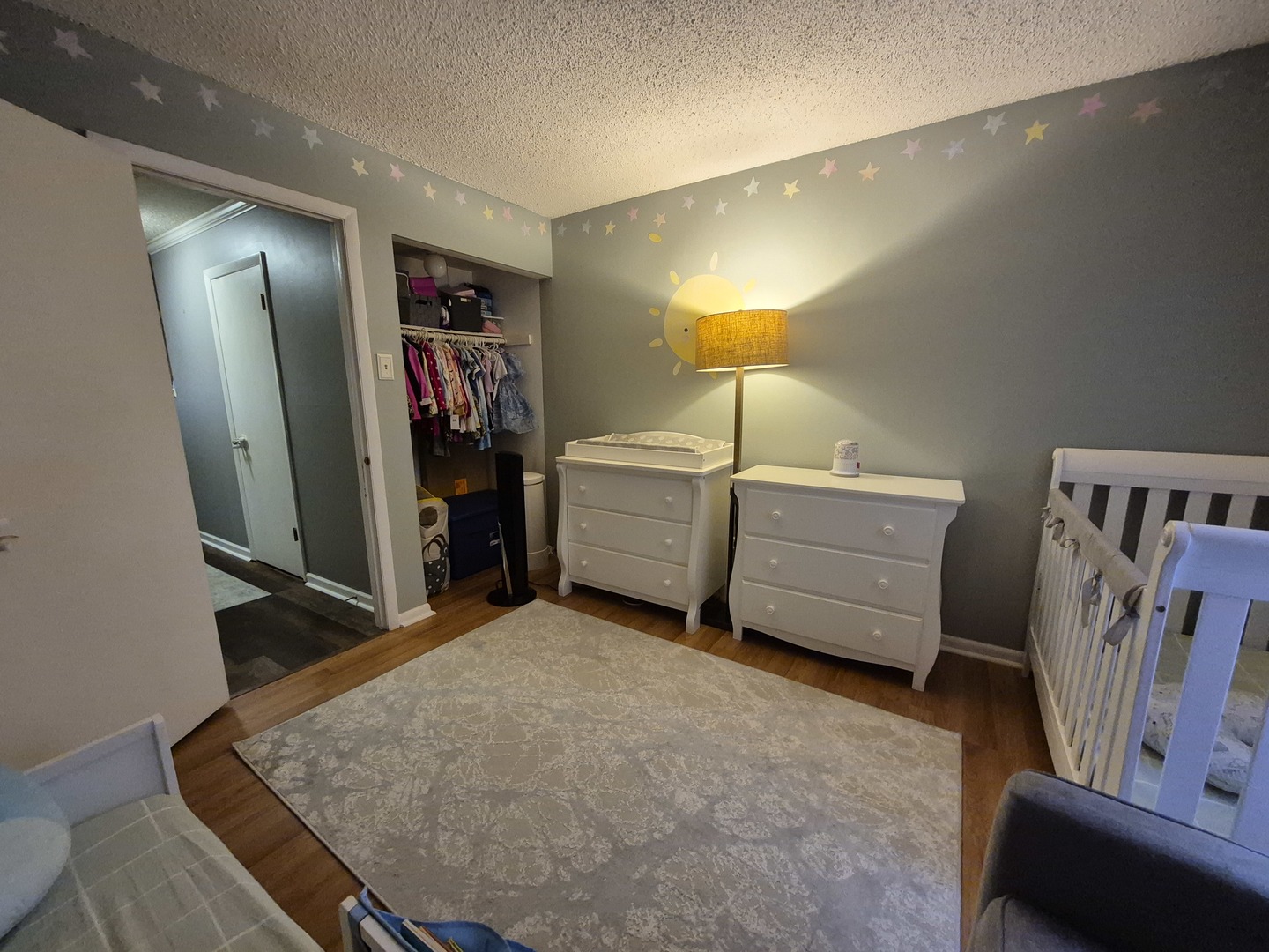 8216 Mulberry Court, Unit 8B Palos Hills, IL 60465 - Photo 12 of 22 a room with furniture and a couch