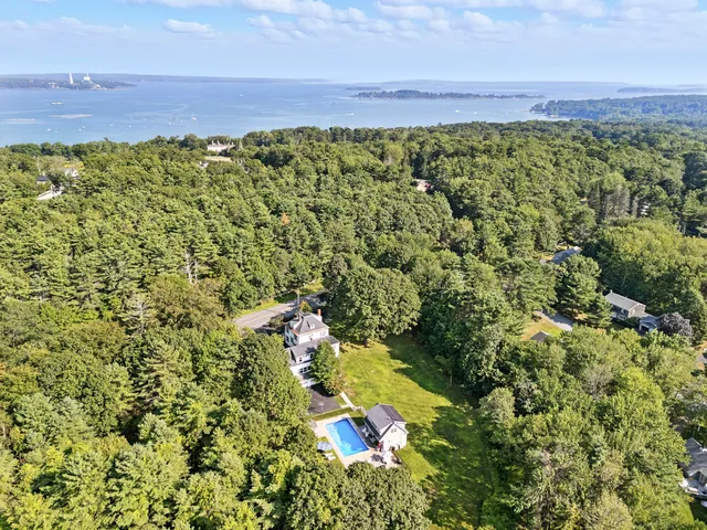 $1,550,000 | 186 Foreside Road, Cumberland, ME 04110