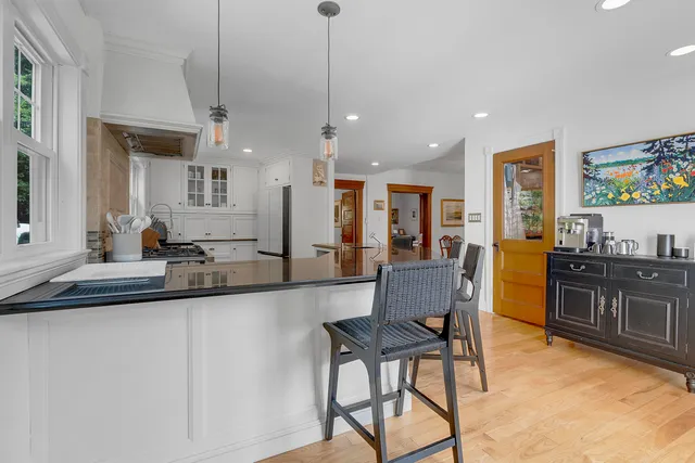 $1,550,000 | 186 Foreside Road, Cumberland, ME 04110