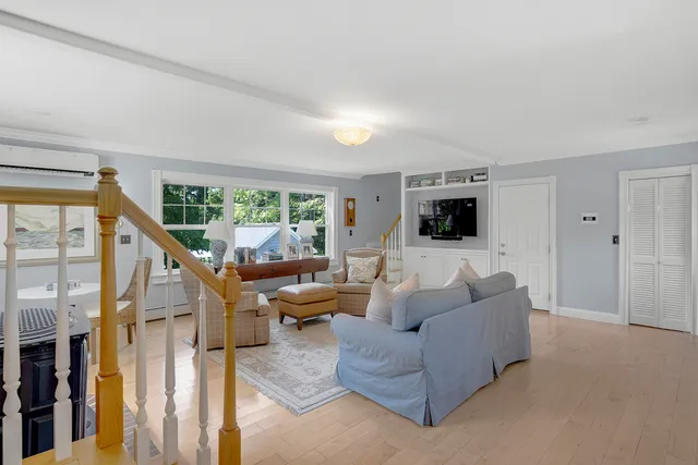 $1,550,000 | 186 Foreside Road, Cumberland, ME 04110