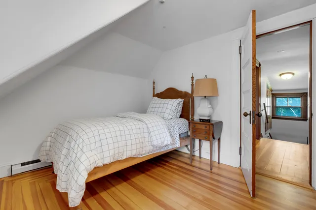 $1,550,000 | 186 Foreside Road, Cumberland, ME 04110