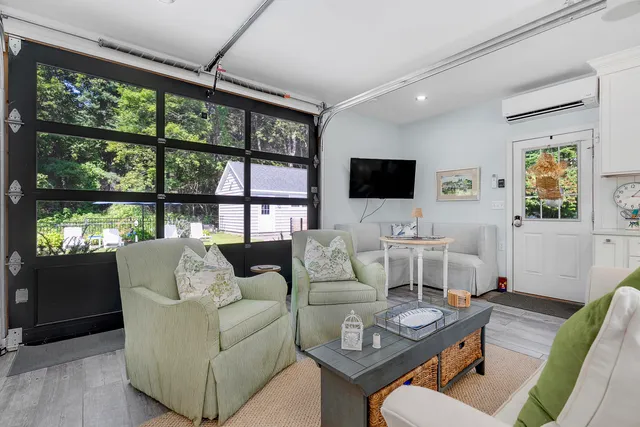 $1,550,000 | 186 Foreside Road, Cumberland, ME 04110