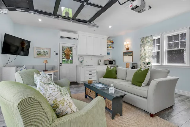 $1,550,000 | 186 Foreside Road, Cumberland, ME 04110