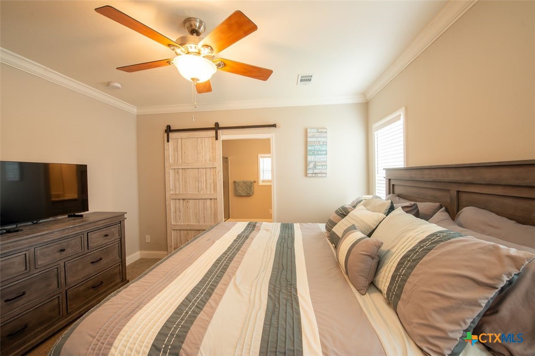 11720 Thousand Trails Road, Unit 35 Conroe, TX 77304 - Photo 14 of 20 master bedroom