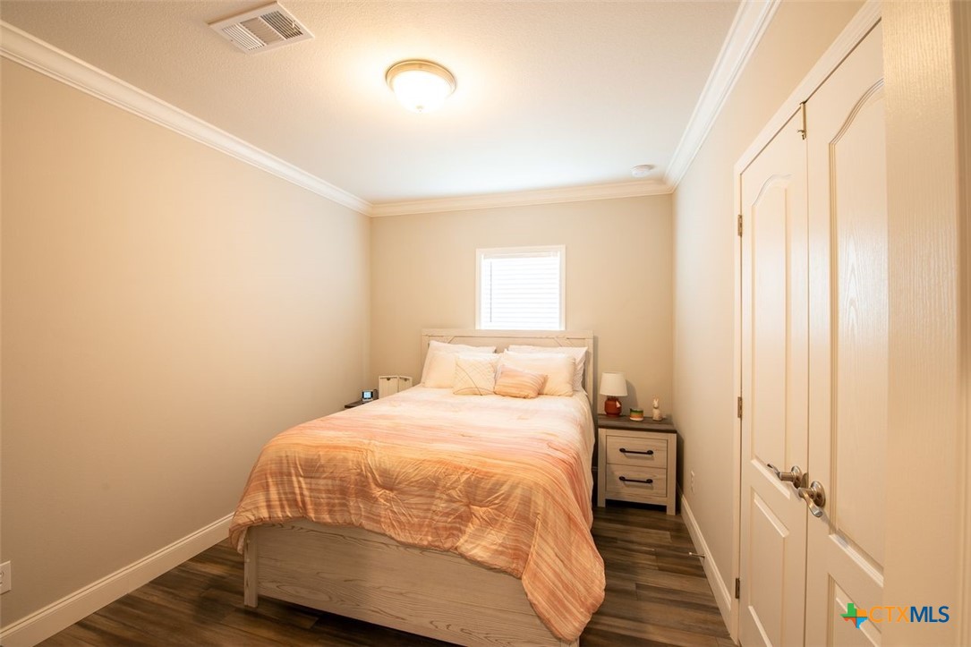 11720 Thousand Trails Road, Unit 35 Conroe, TX 77304 - Photo 16 of 20 secondary bedroom