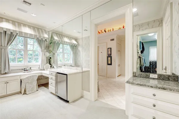 $10,000,000 | 3653 Inverness Drive, Houston, TX 77019
