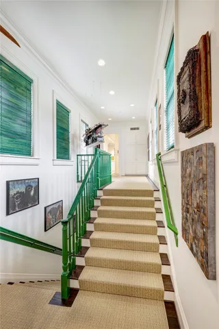 a view of entryway with a front door