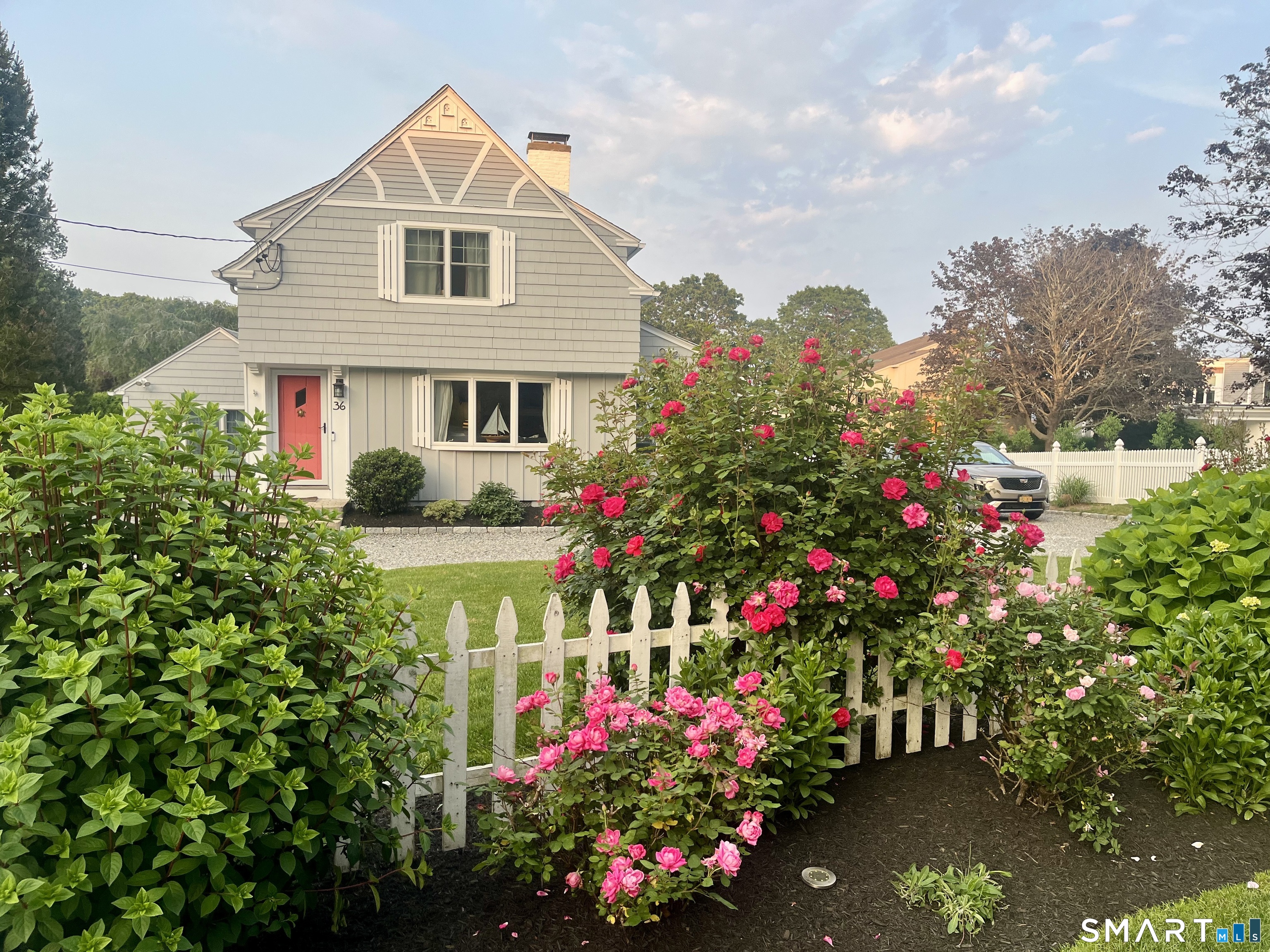 36 Attawan Road East Lyme, CT 06357 - Photo 2 of 40