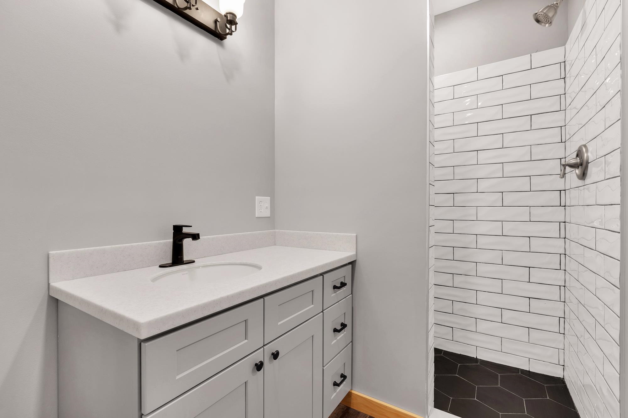 85 Main Street, Unit 101 Ludlow, VT 05149 - Photo 16 of 51